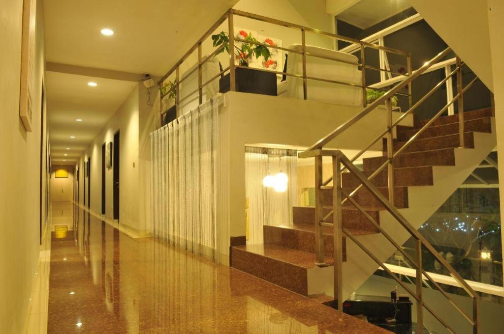 Benito Residence Tangerang Exterior foto